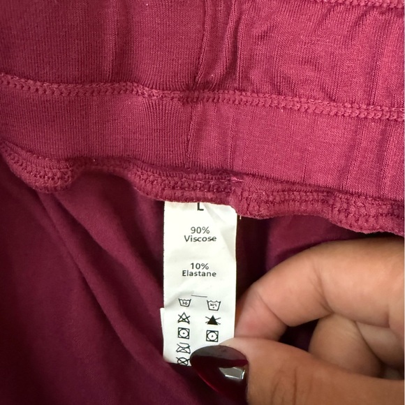 Women's Maroon Shorts - Picture 3 of 3